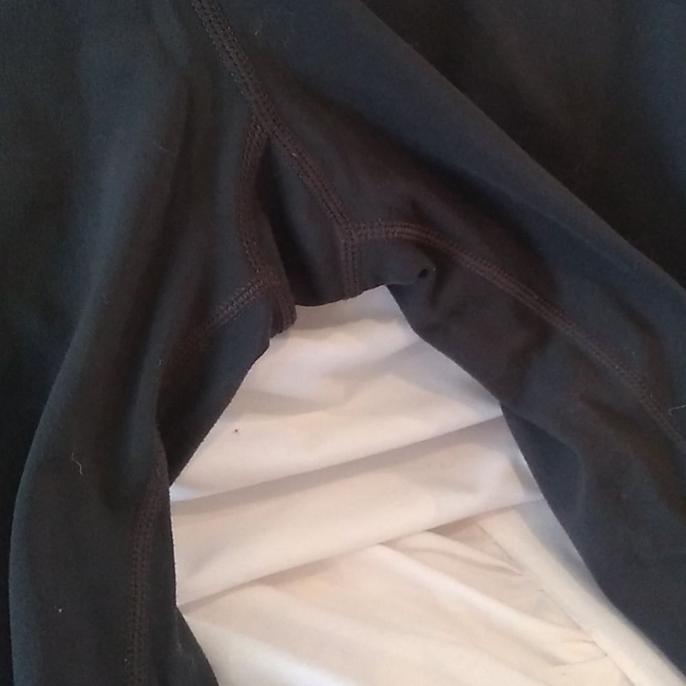 Sweaty Betty Crops - Picture 3 of 4